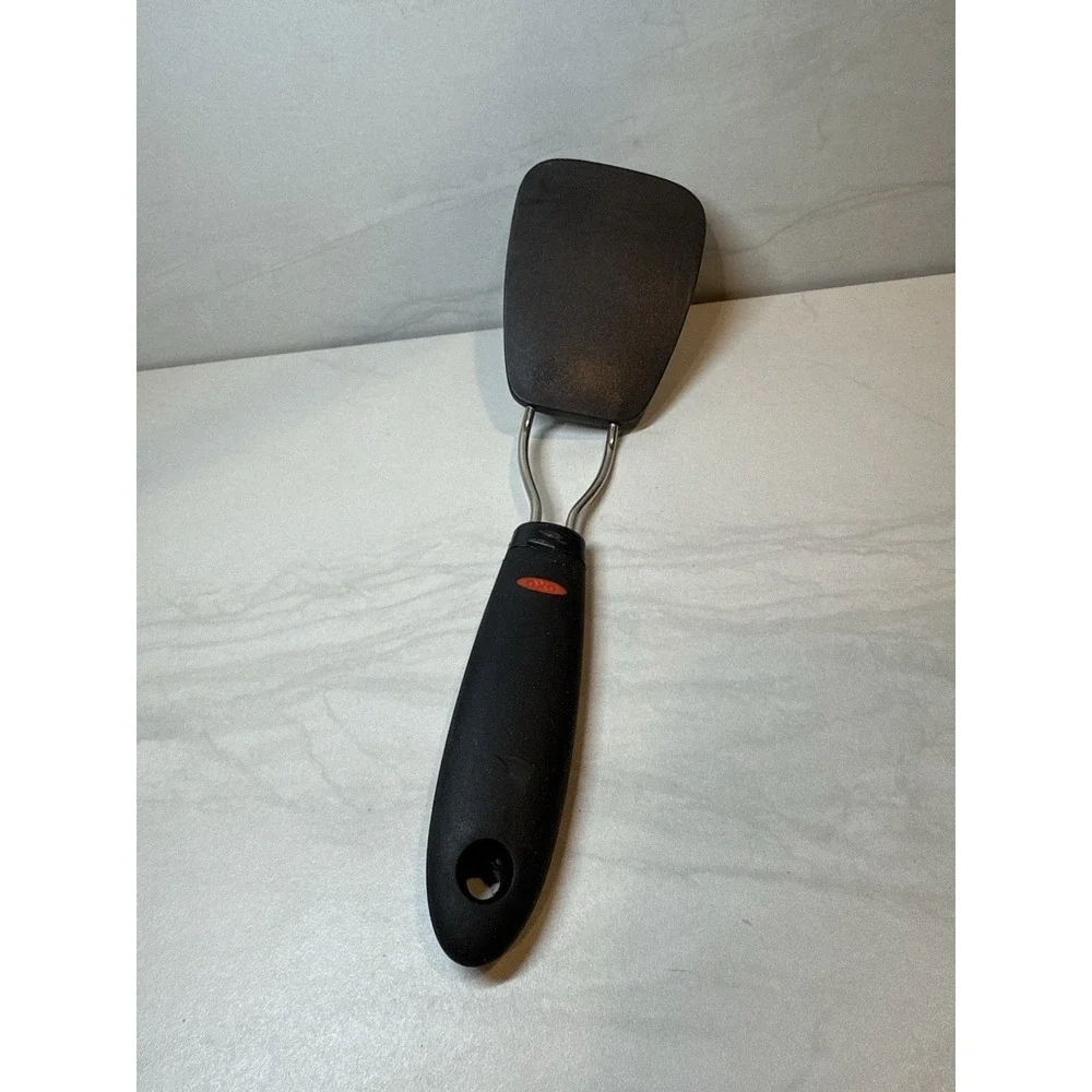 OXO Good Grips‎ Large Silicone Turner Spatula Pancake Flipper Black Nylon Handle